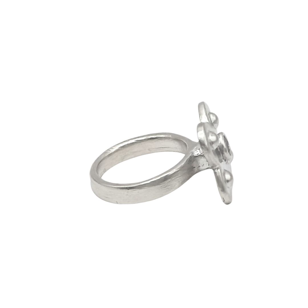 lucky clover ring
