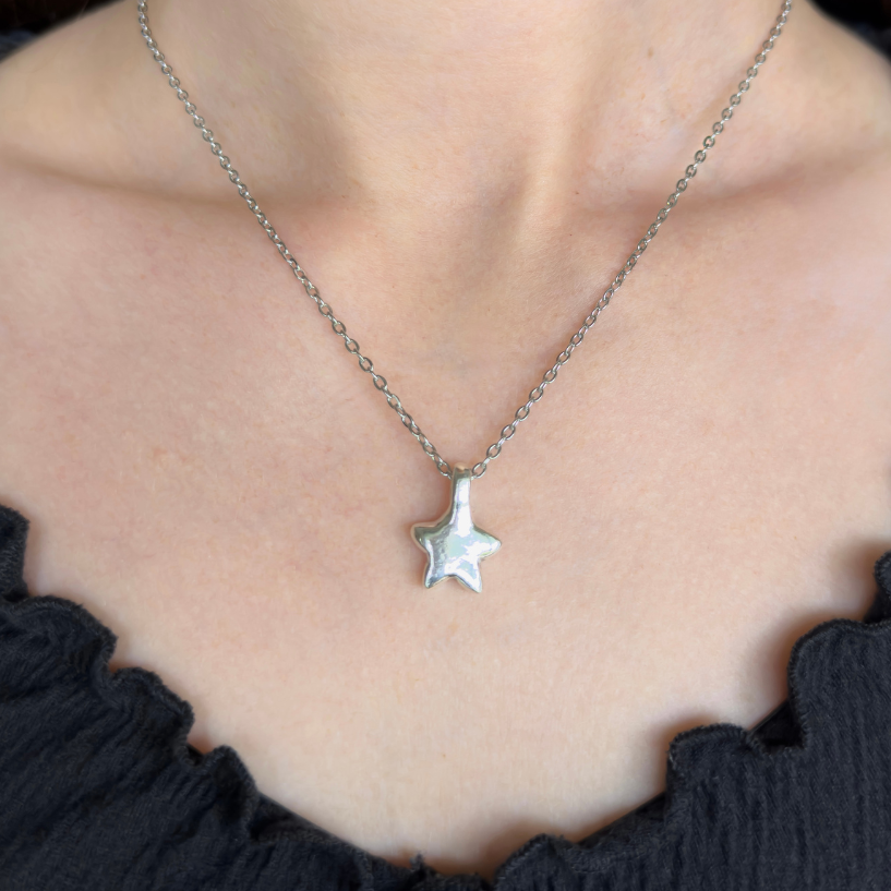 chunky star necklace