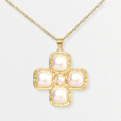 Pearl Theory Necklace
