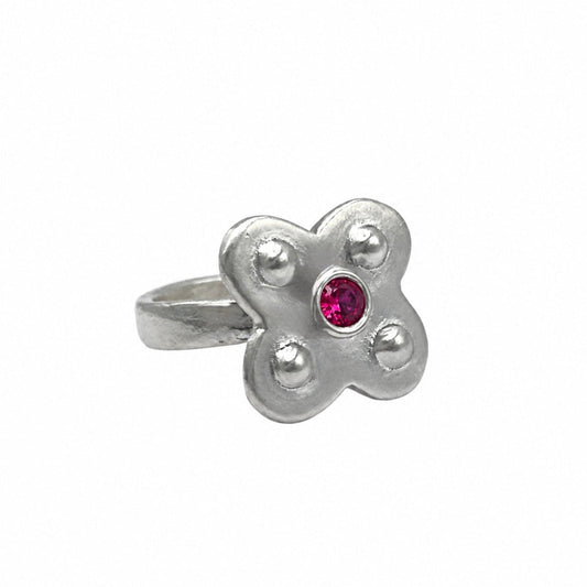 lucky clover ring