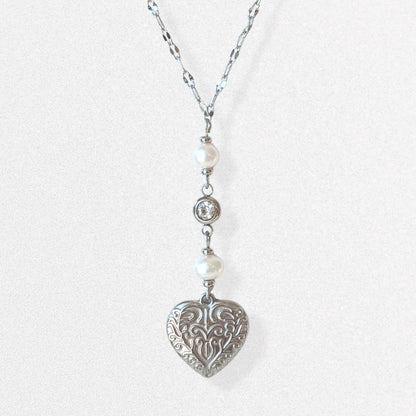 Vintage Style Silver Heart Lariat Necklace - Freshwater Pearls & Crystals, Dainty Antique Romantic Feminine Jewelry